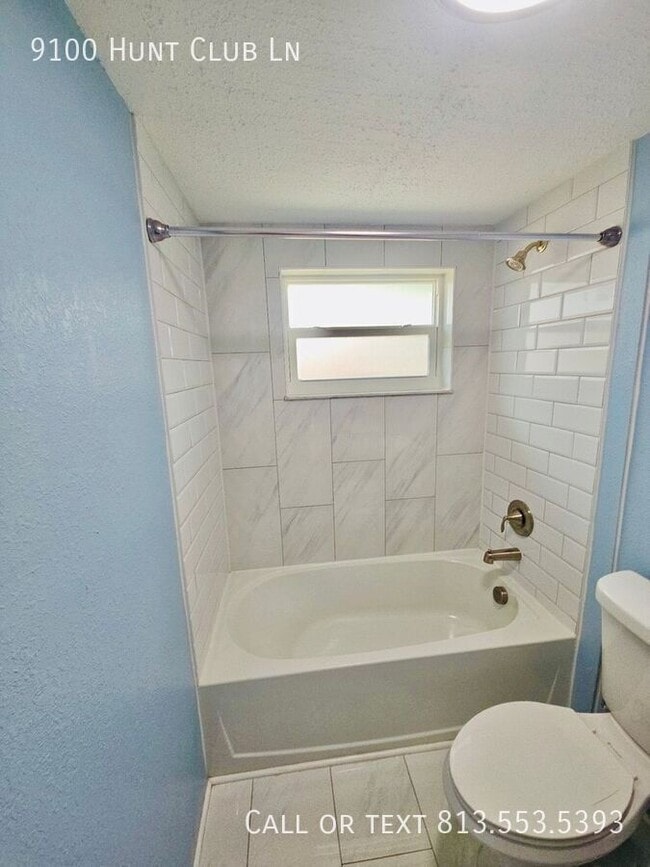 Building Photo - 9100 Hunt Club Ln