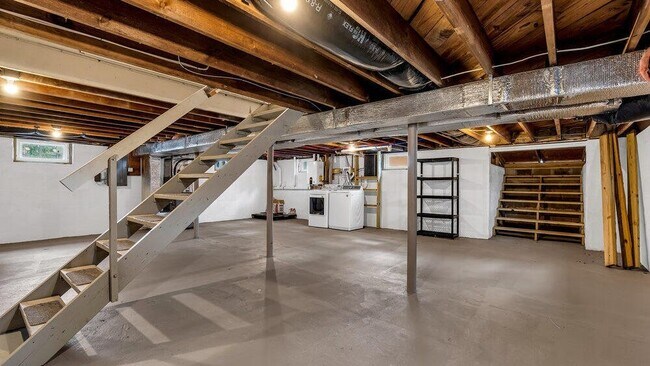 Building Photo - 557 Mantoloking Rd