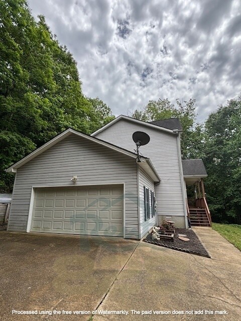 Building Photo - 2 Spicewood Ct