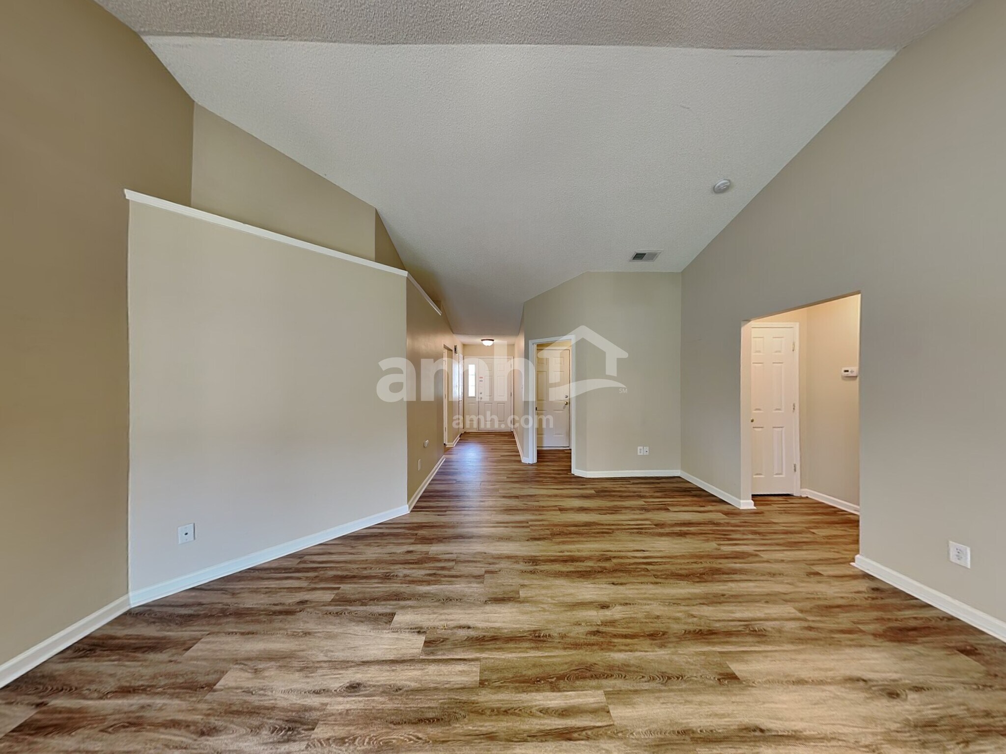Building Photo - 4832 Asherton Pl NW