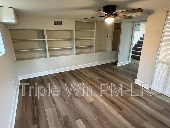 Building Photo - 8010 Westwood Ave