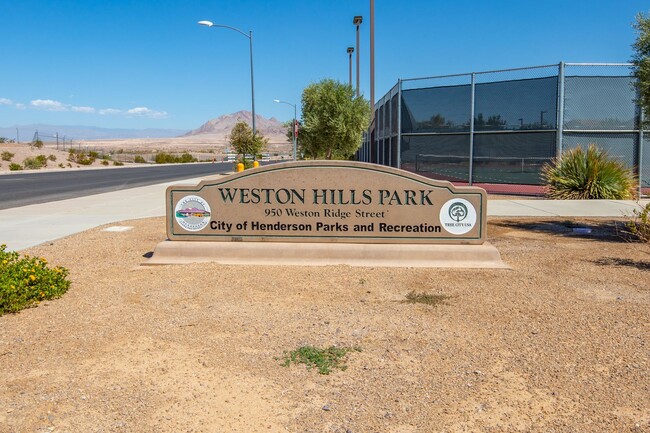 Building Photo - A MUST SEE 3BD/2.5BA SINGLE FAMILY HOME!