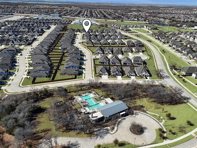 Building Photo - 3300 Honey Suckle Ln