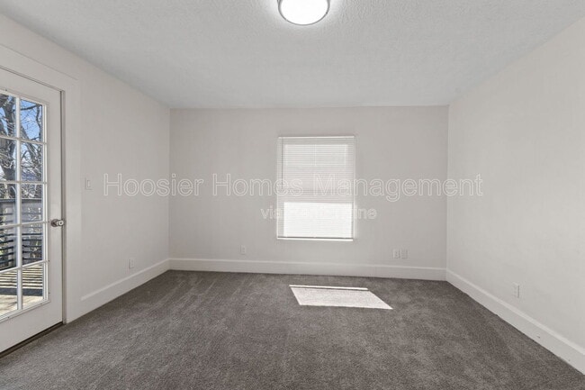 Building Photo - 2918 Ruckle St