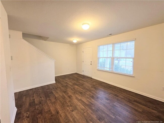 Building Photo - 331 Botanical Ct