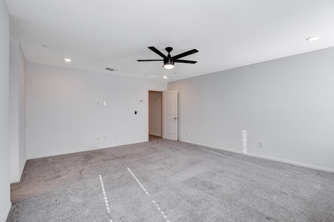 Building Photo - 8439 Vacarez Dr