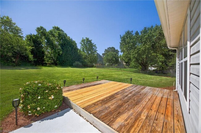 Building Photo - 4018 Berkshire Ct