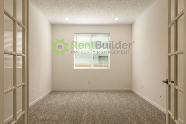 Building Photo - CALL US TODAY AT (505) 808-6467 TO SCHEDUL...