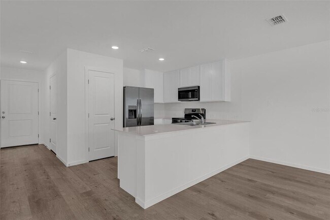 Building Photo - 2424 Bevel Ln
