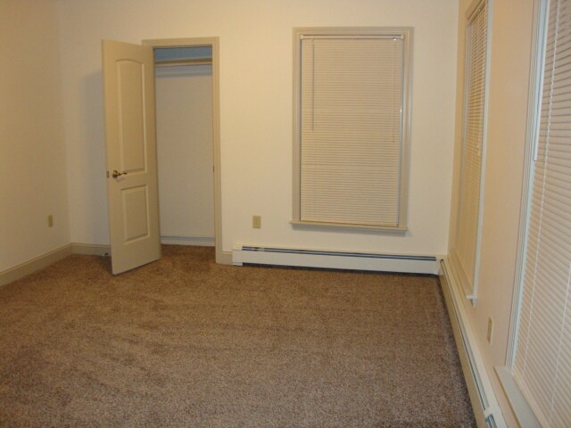 Building Photo - 20 Church St