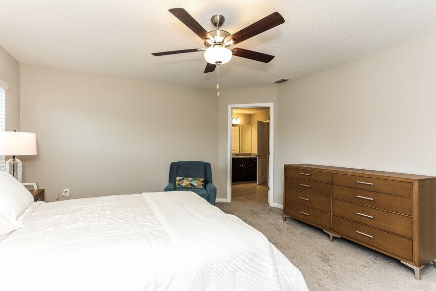 Building Photo - 9149 Joannes Wy
