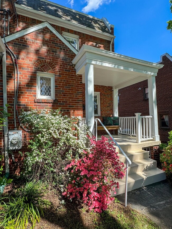 Building Photo - 4419 13th St NE