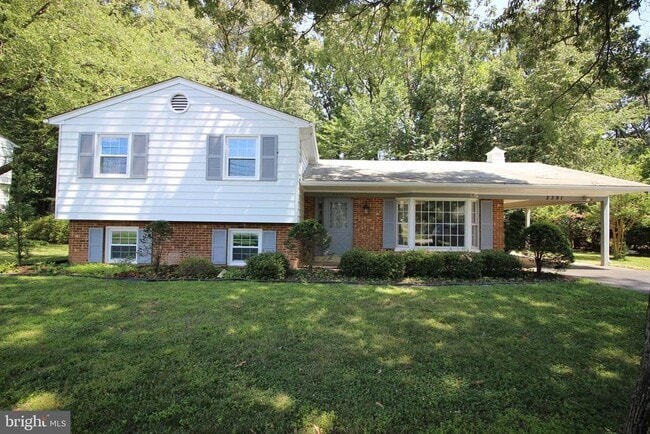 Building Photo - 2391 Cedar Ln