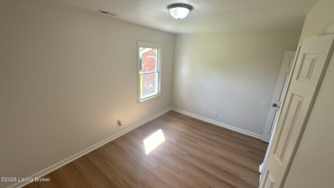 Building Photo - 5321 Juanita Ln