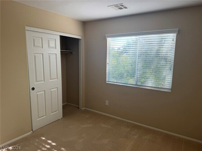 Building Photo - 10526 Cliff Lake St