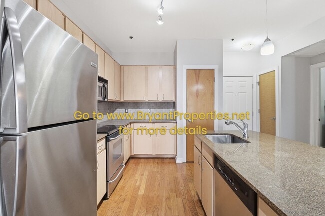 Building Photo - Bristol On Broadway Nashville