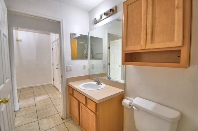 Building Photo - 662 Basingstoke Ct