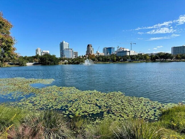 Building Photo - 730 4th Ave N