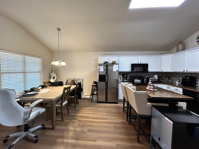 Building Photo - 9305 Quitman Ave