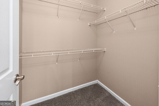 Building Photo - 317 Granite Way