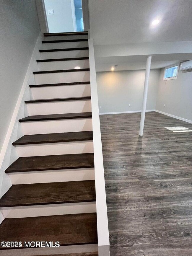 Building Photo - 96 Paterson Ave