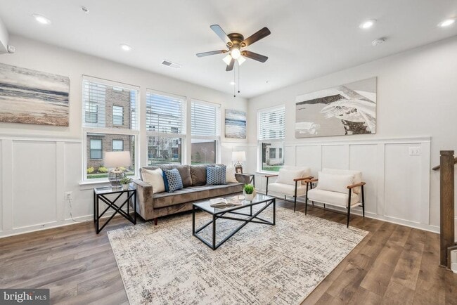 Building Photo - 44603 Wolfhound Sq