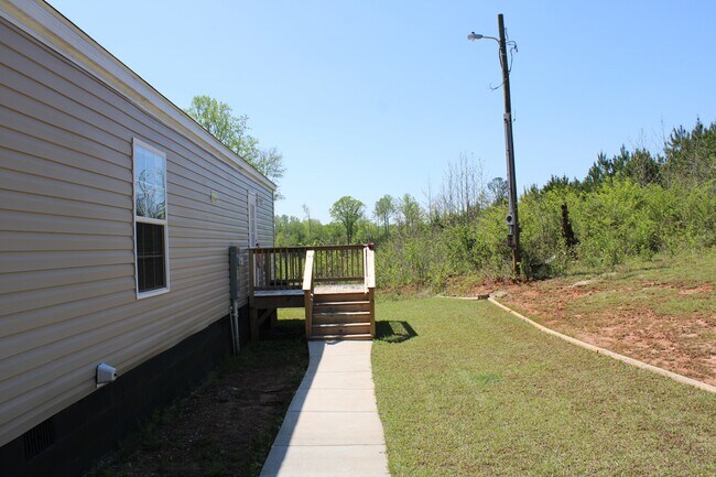 Building Photo - 818 W Grantville Rd