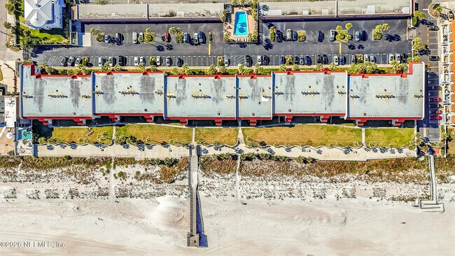 Building Photo - 10 10th St