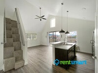 Building Photo - 123 N 2nd St W