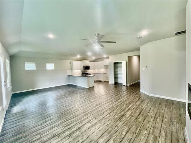 Building Photo - 525 Ardsley Ln