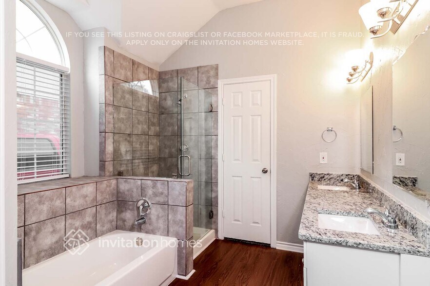 Building Photo - 1617 Churchill Ln