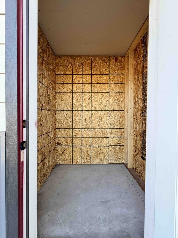 Building Photo - 1048 Enterprise Dr