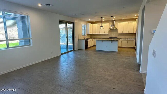 Building Photo - 13412 W Eagle Feather Rd