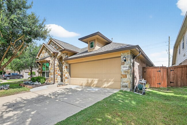 Building Photo - 19334 N Cottonwood Green Ln