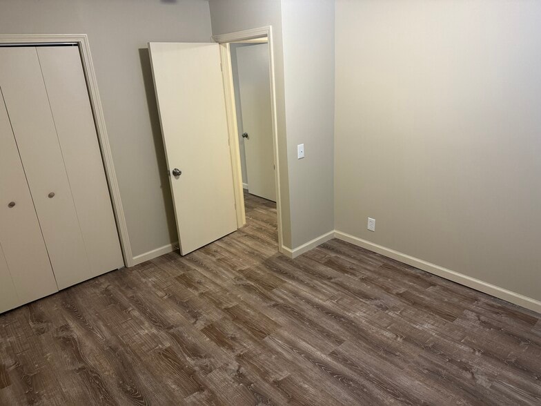 Building Photo - 4642 Bancroft Ave