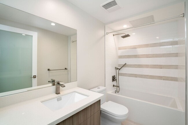 Building Photo - 5550 Bonner Ave