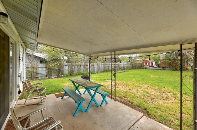 Building Photo - 2713 Friar Tuck Ln