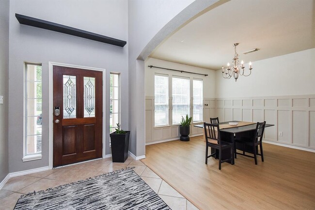 Building Photo - 2403 Echo Harbor Dr