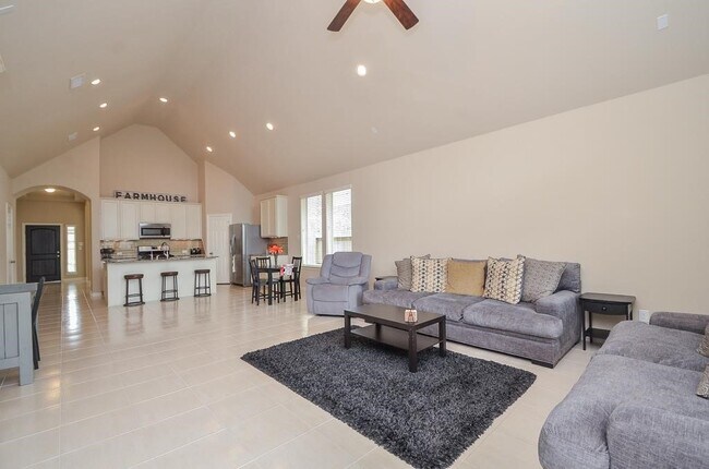 Primary Photo - 3534 Chestnut Grove Ln