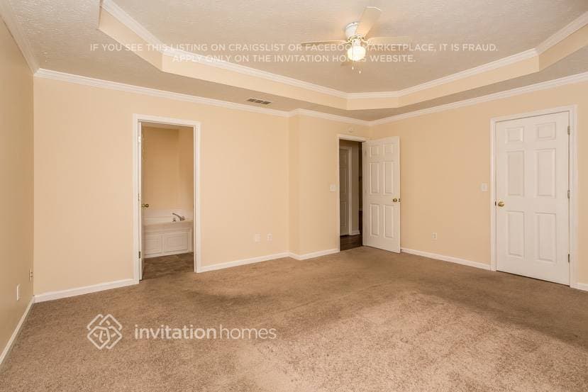 Building Photo - 210 Berkshire Pass