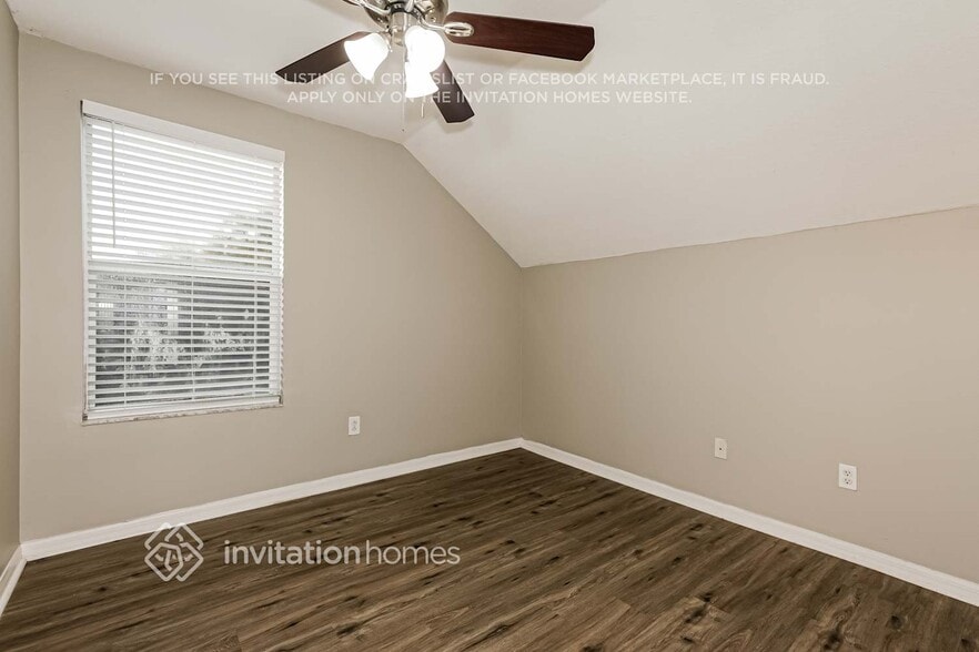 Building Photo - 6649 Cambridge Park Dr