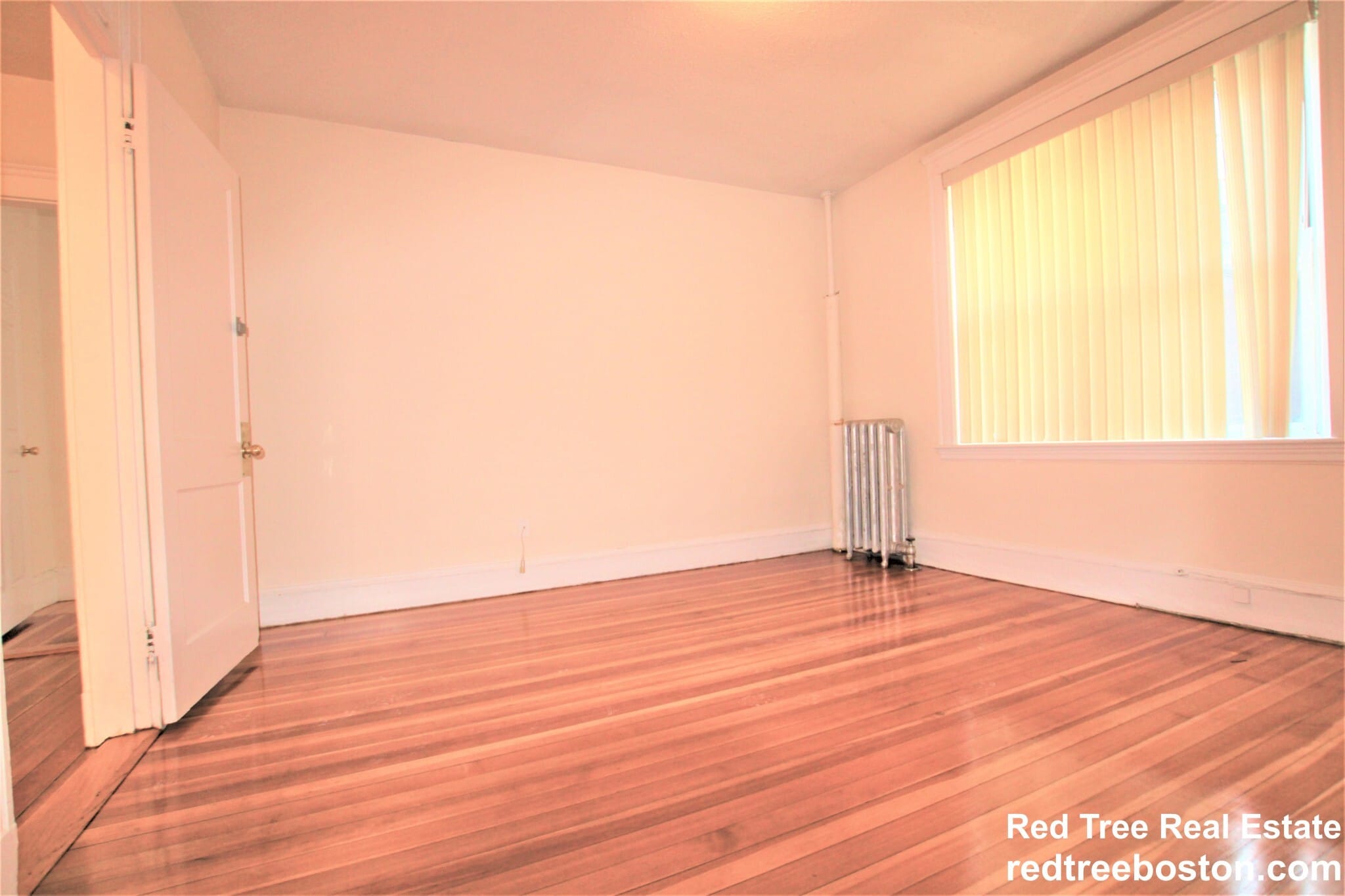 Building Photo - 15 Barrows St