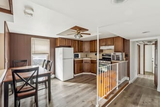 Building Photo - 2900 Almond St