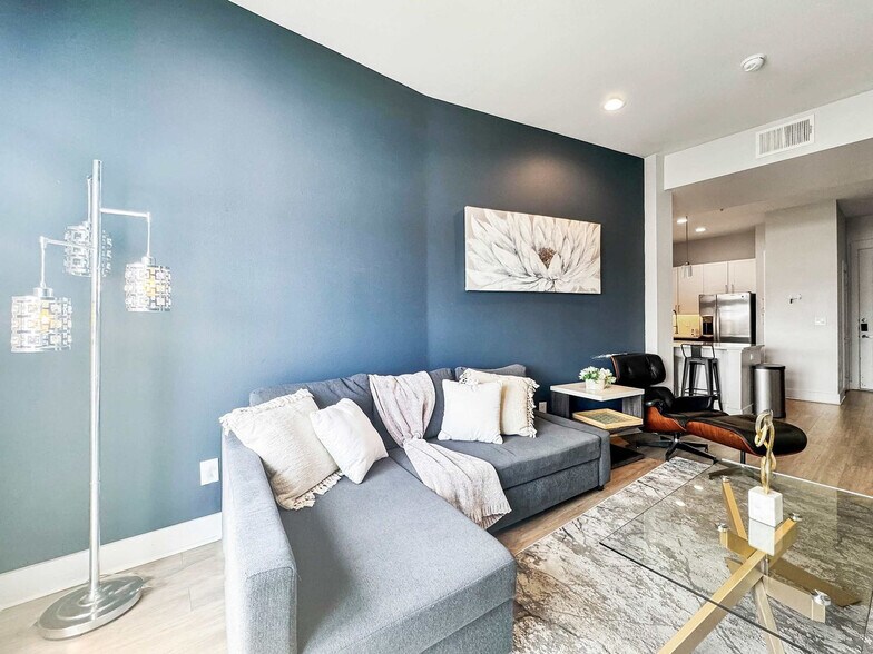 Building Photo - 2916 Indiana St