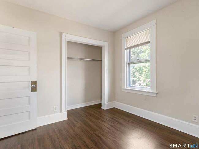 Building Photo - 171 Bassett St