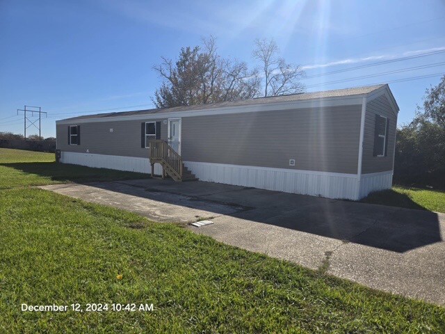 Primary Photo - 5859 Tom Hebert Rd