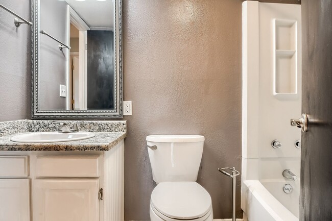 Building Photo - 4 Bedroom Home in Parker