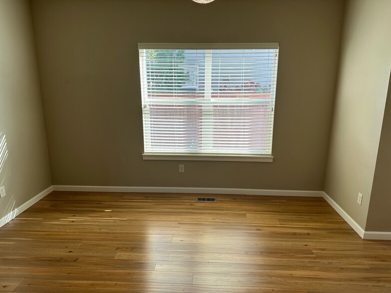 Dining - 1912 NW Kale Way