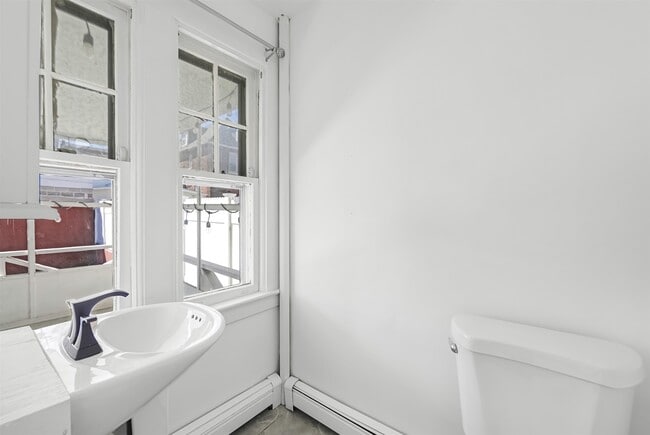 Building Photo - 237 73rd St