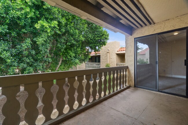 Building Photo - 4950 N Miller Rd